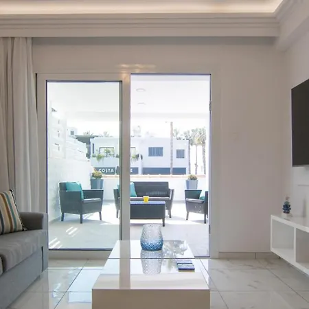 Lejlighed 2 Bedroom Apartment, Semeli Complex- By Noma Cyprus