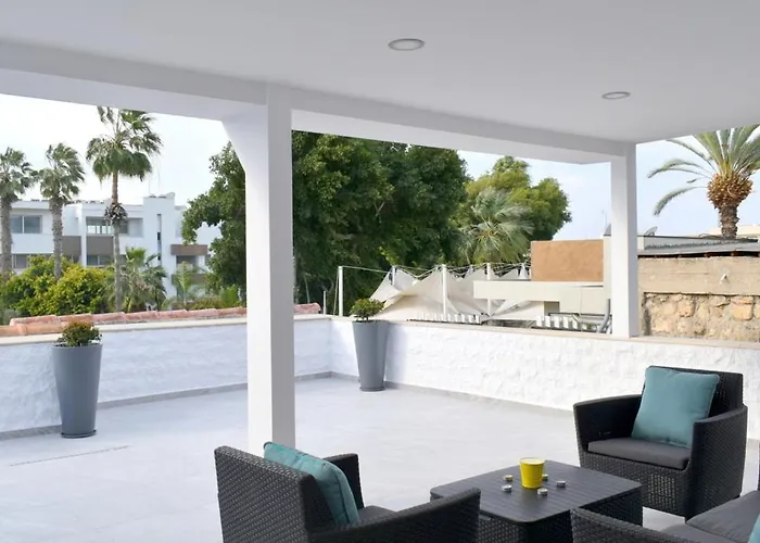 2 Bedroom Apartment, Semeli Complex- By Imh Travel & Tours Apartamento Paphos