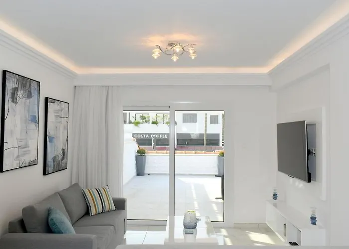 Apartamento 2 Bedroom Apartment, Semeli Complex- By Imh Travel & Tours Paphos