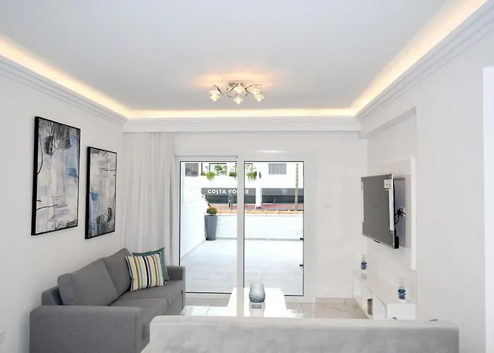 2 Bedroom Apartment, Semeli Complex- By Imh Travel & Tours *