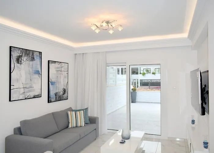 2 Bedroom Apartment, Semeli Complex- By Imh Travel & Tours パ フォス