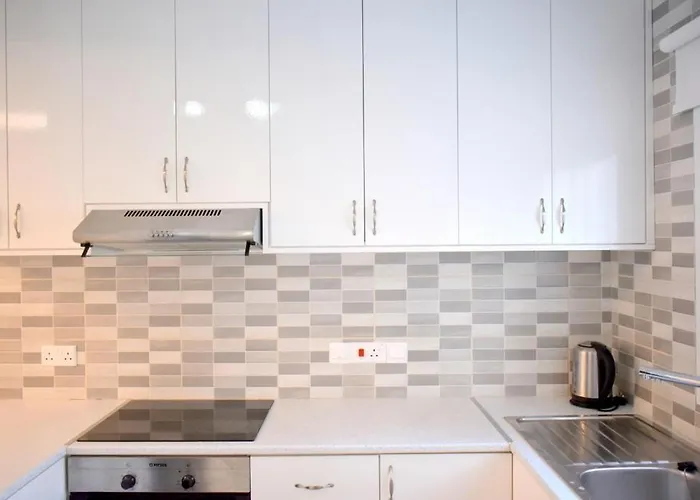 2 Bedroom Apartment, Semeli Complex- By Imh Travel & Tours アパート パ フォス