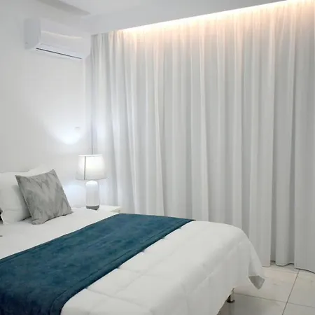 شقة 2 Bedroom Apartment, Semeli Complex- By Imh Travel & Tours بافوس